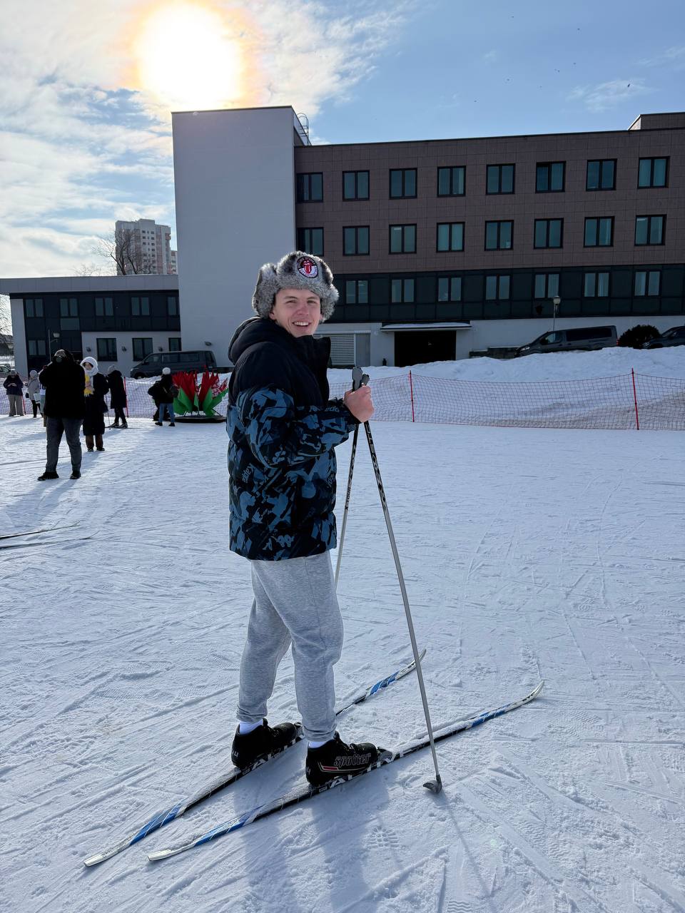 photo_5242518729285900094_y